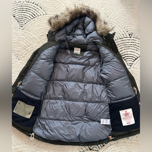 Fjallraven Women's Singi Down Jacket - Deep Forest - Picture 5 of 9